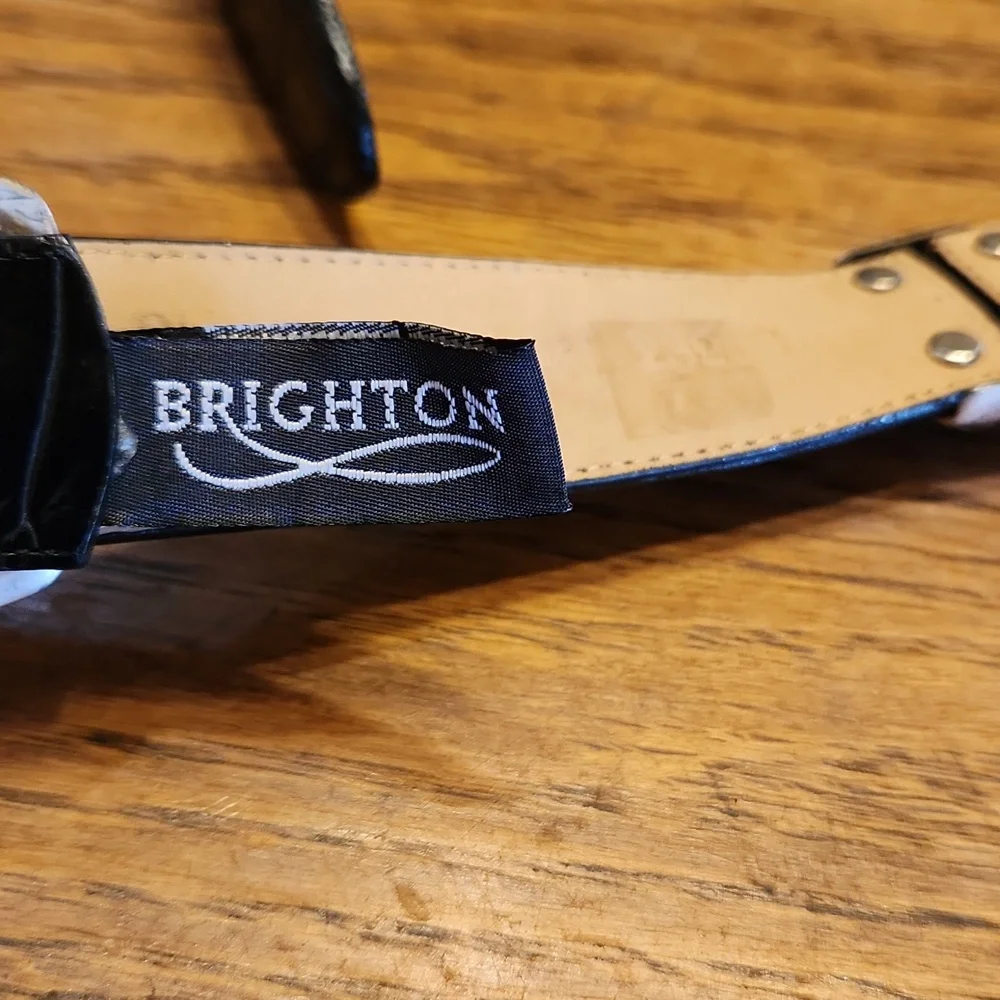 Brighton Western Silver Tone Buckle Med